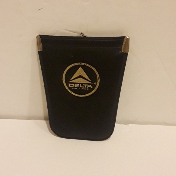 c VTG DELTA AIRLINES COIN PURSE KEY CHAIN RI… - Picture 2 of 4